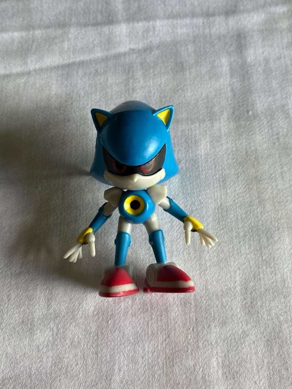 Metal Sonic Blue Robot  Action Figure with Red Shoes and Yellow Accents